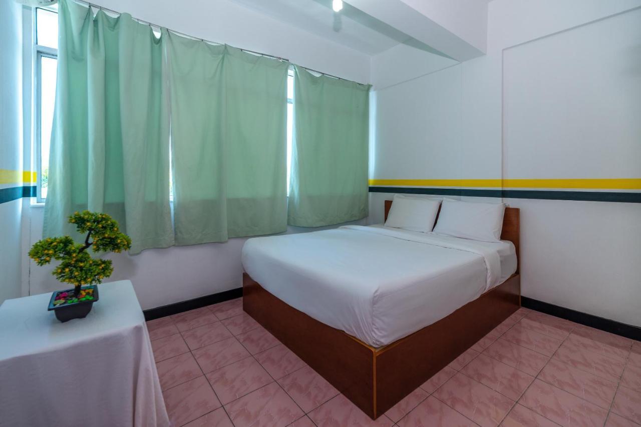 Spot On 89936 Sutera Inn Kota Kinabalu Buitenkant foto